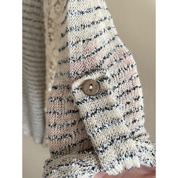 Blu-Pepper Womens Striped Lace Accent Top Size M - Picture 6 of 11